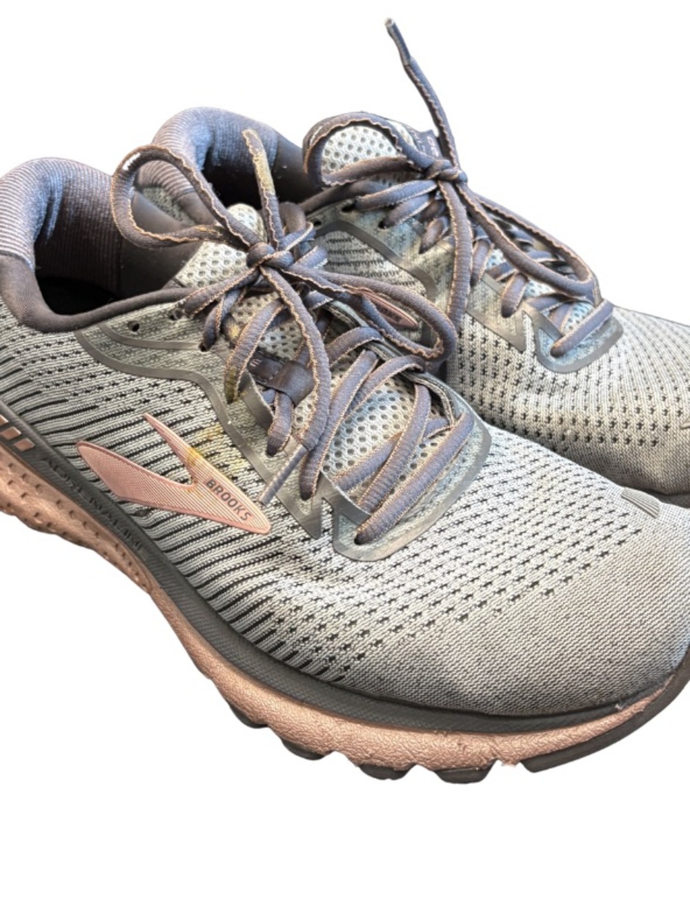 Brooks Gray and Pink Women's Running Shoes - Picture 2 of 8